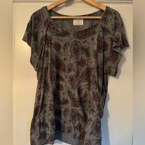 Flutter sleeve t-shirt